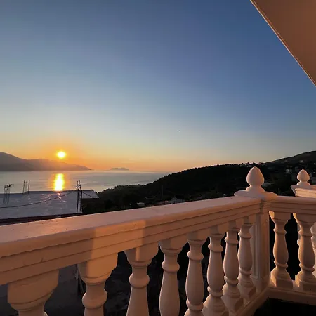 360° View Lägenhet Vlorë